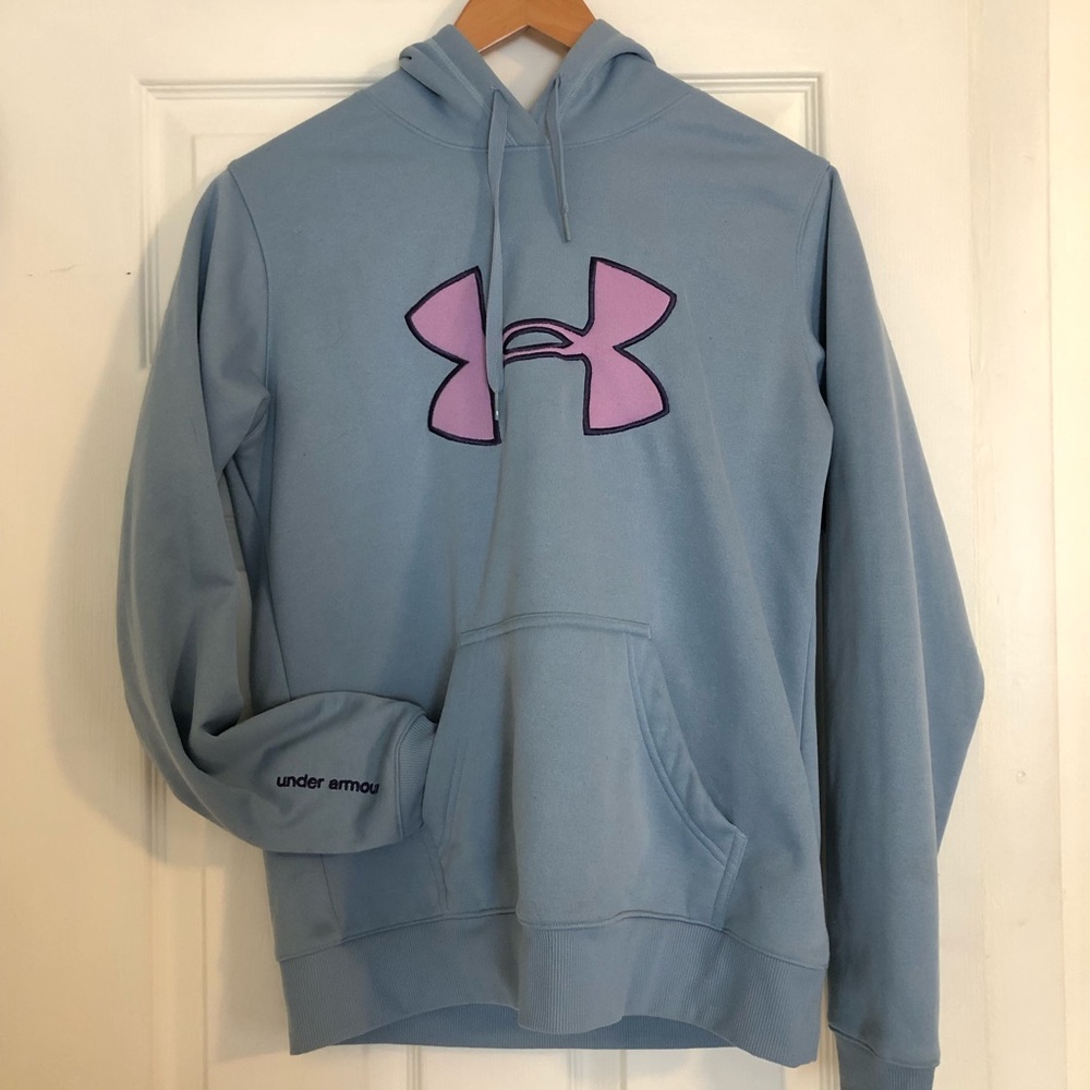 Under Armour sweatshirt